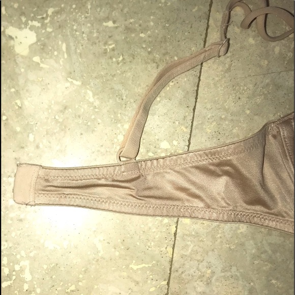 Victoria’a Secret satin beige push up bra 34B - Picture 8 of 11